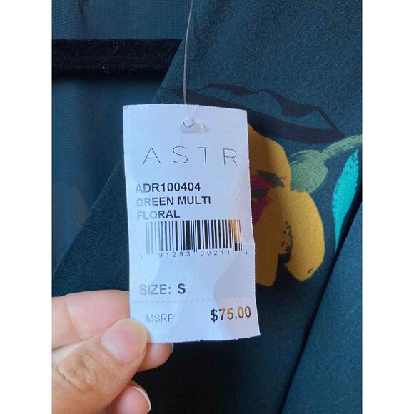 ASTR The Label | NWT Asymmetric Drop Waist Green Floral Mini Dress | Small - Picture 5 of 7